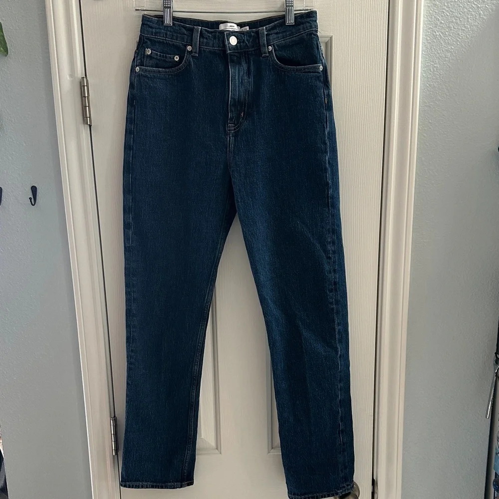 Favorite Cut Denim Dark Wash Classic Women’s 29 Slim Leg Straight Casual - Picture 3 of 13